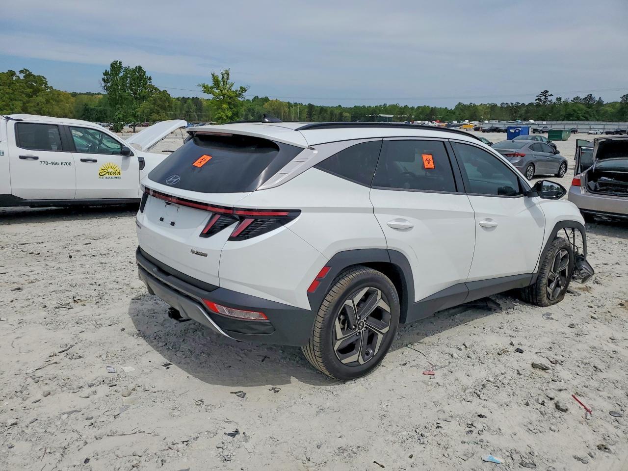 2022 Hyundai Tucson Limited - Image 3