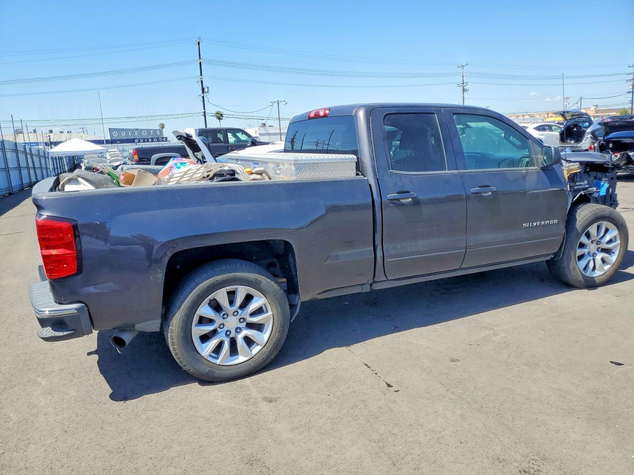 2016 Chevrolet 1500 Silve - Image 3