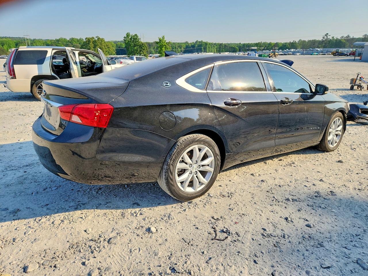 2017 Chevrolet Impala Lt - Фото 3