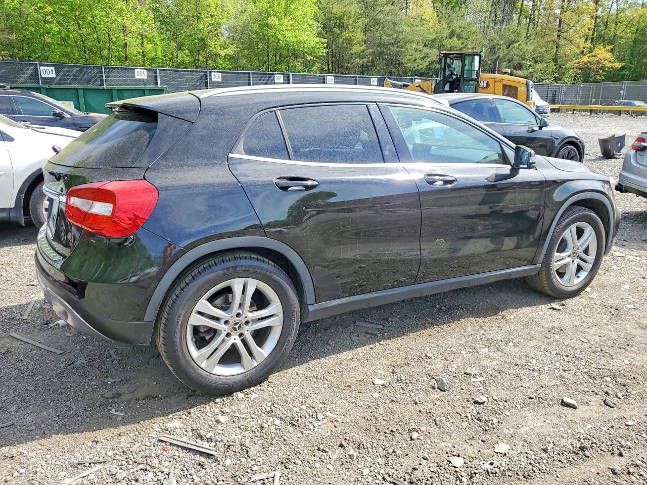 2018 Mercedes-Benz Gla 250 - Image 3