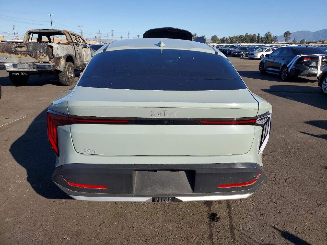 2025 Kia K4 Ex - Image 6