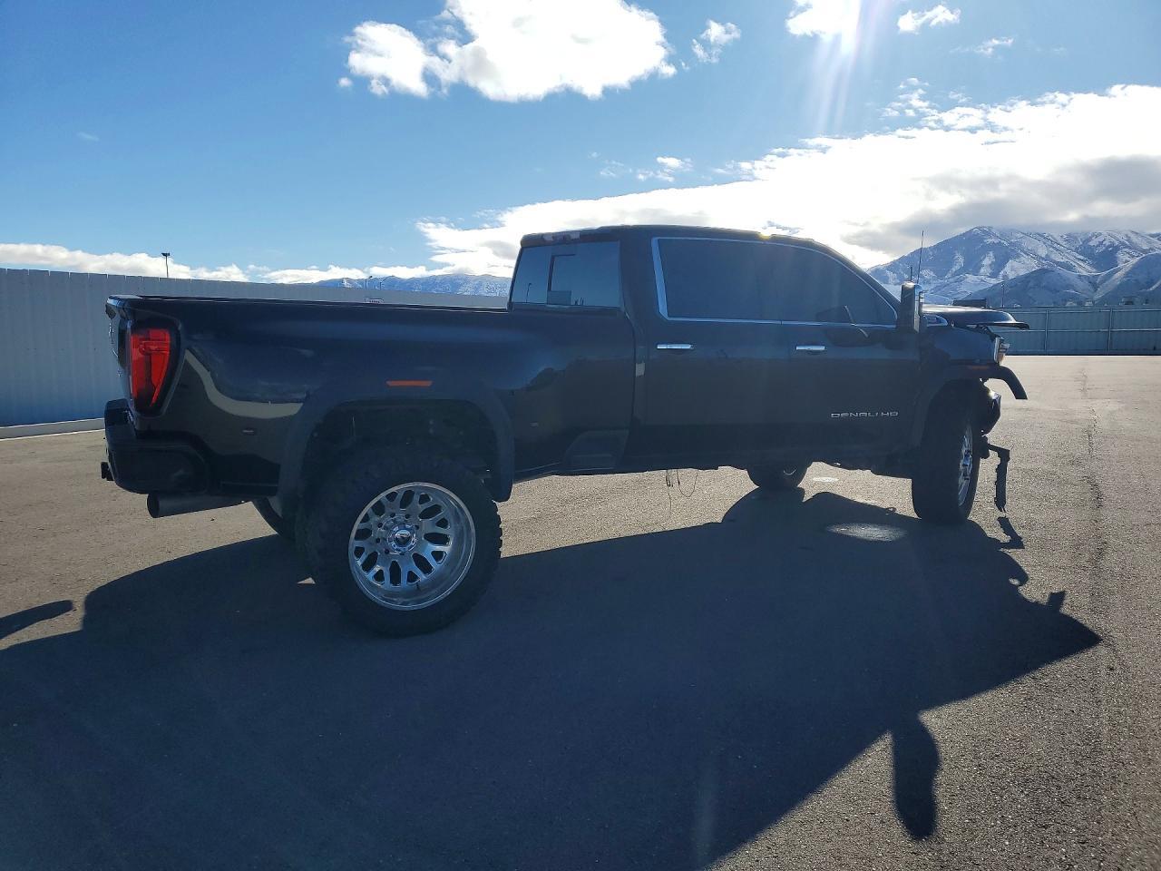 2021 GMC Sierra K3500 Denali - Фото 3