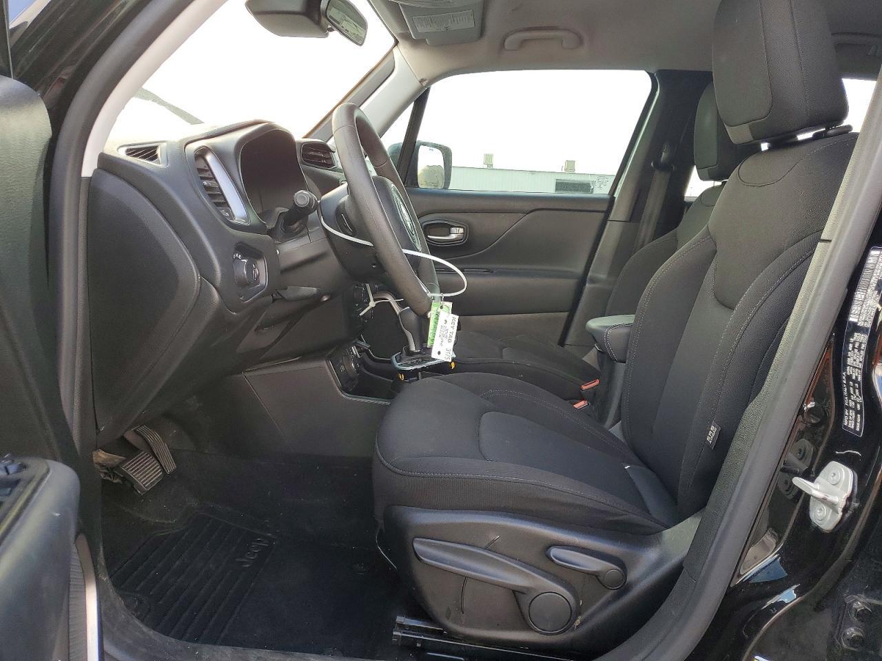 2023 Jeep Renegade Latitude - Фото 7