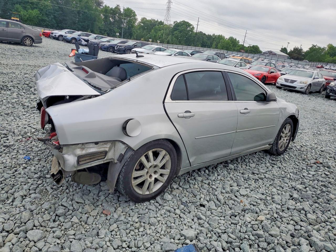 2010 Chevrolet Malibu Ls - Фото 3