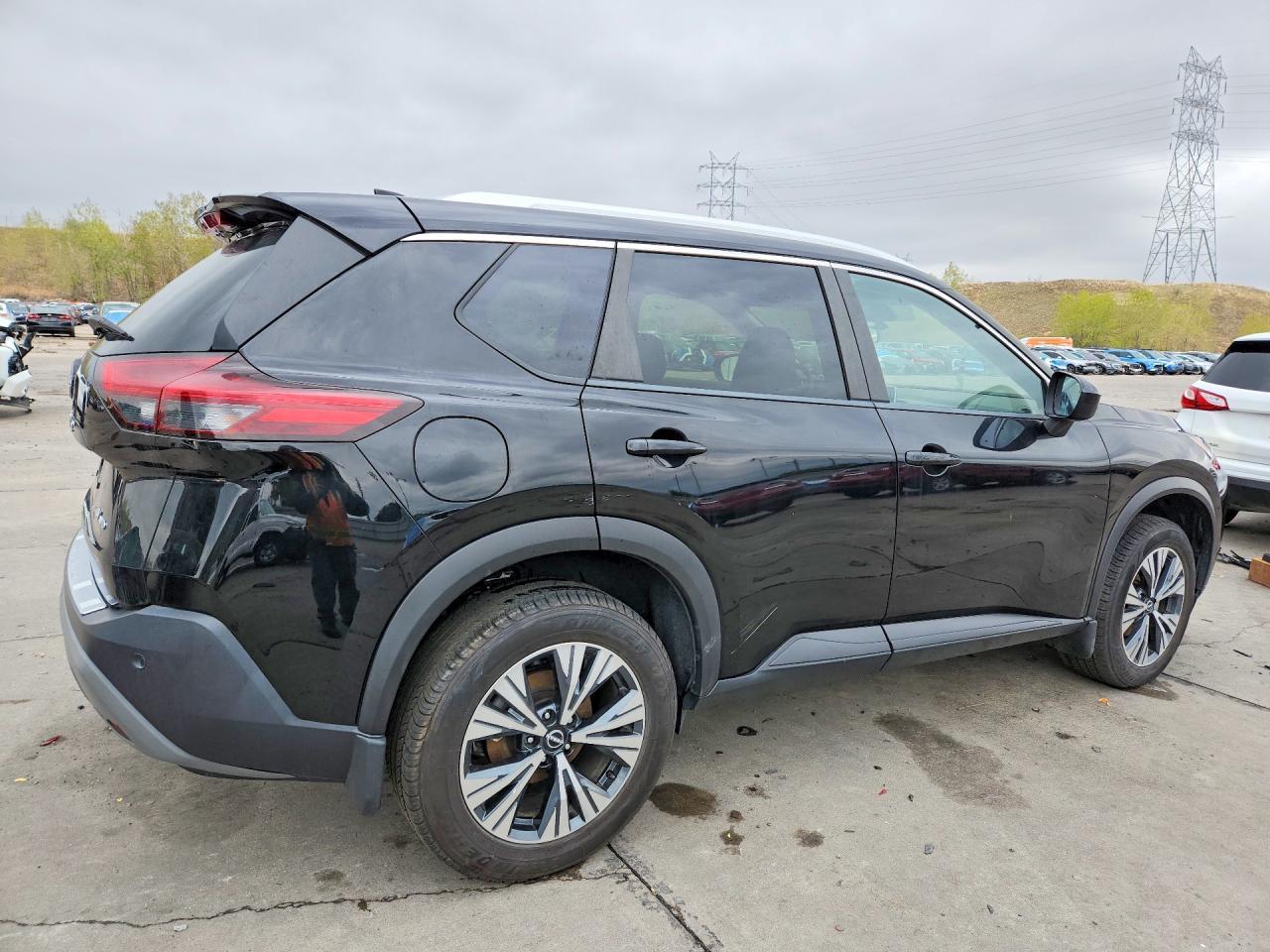 2023 Nissan Rogue Sv - Фото 3