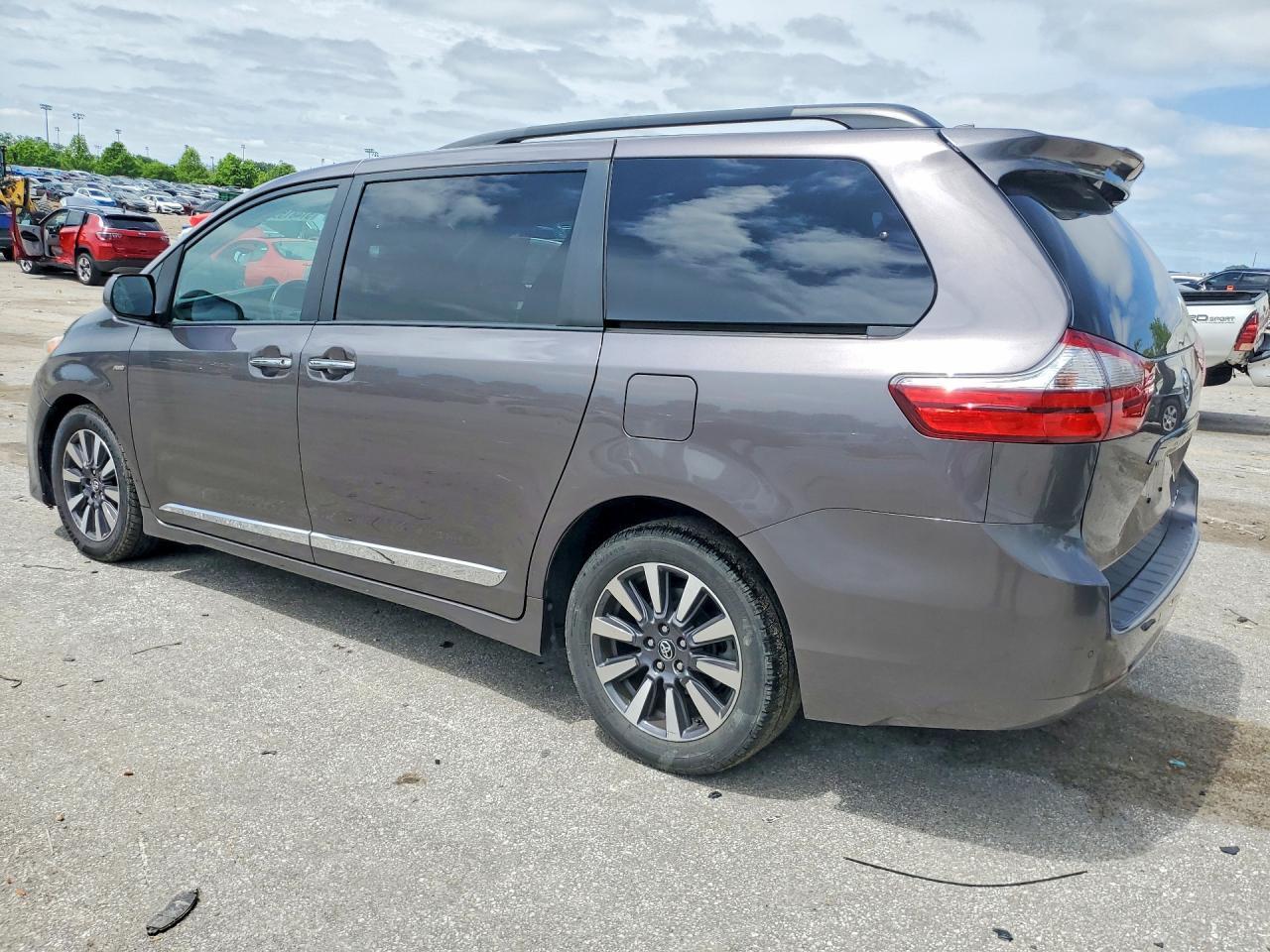 2019 Toyota Sienna Xle 7-Passenger - Фото 2