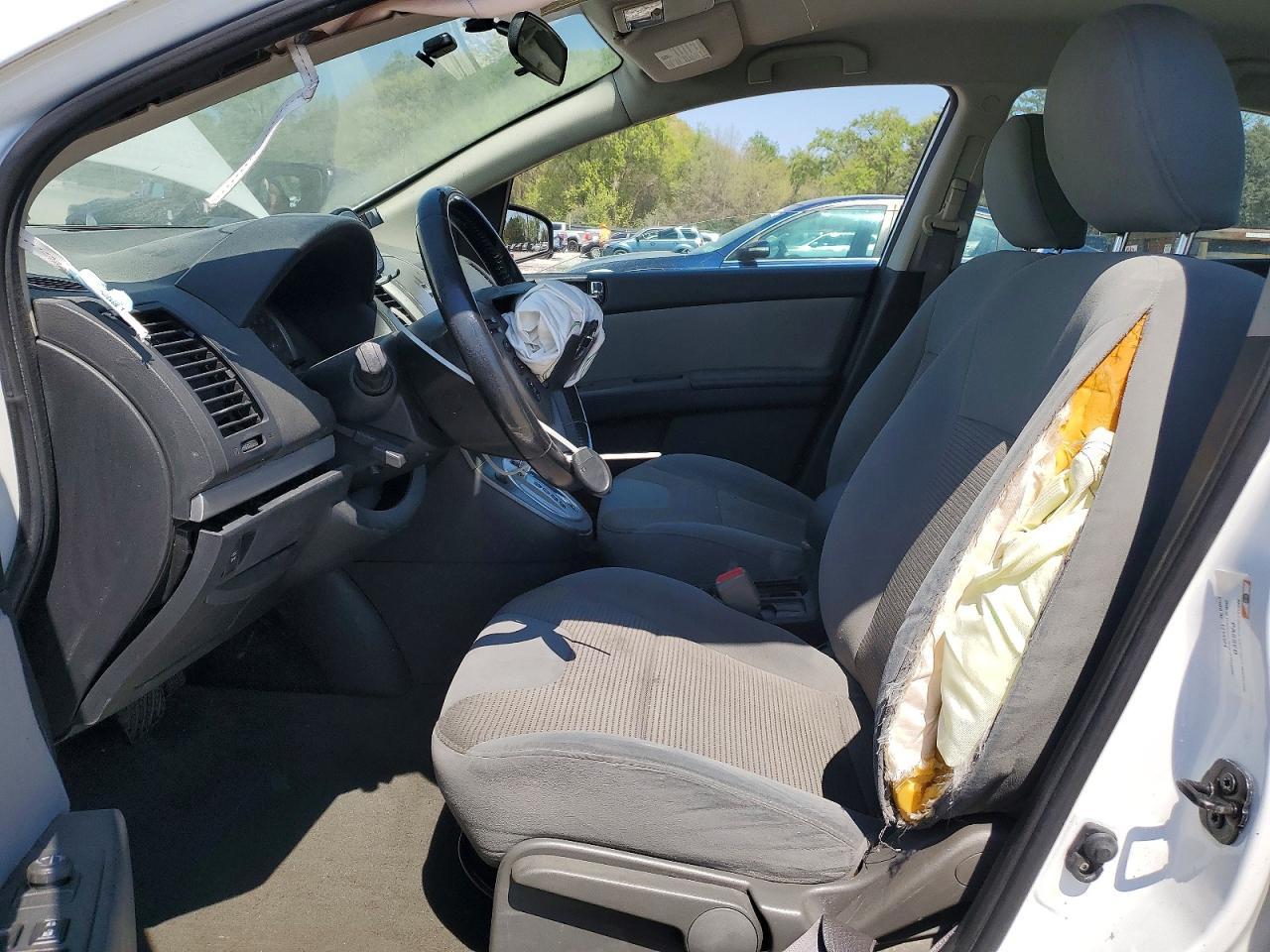 2011 Nissan Sentra 2.0 - Фото 7