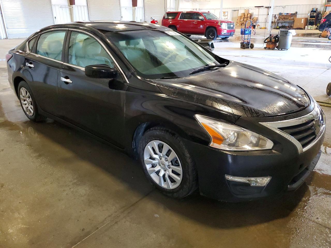 2015 Nissan Altima 2.5 S - Фото 4