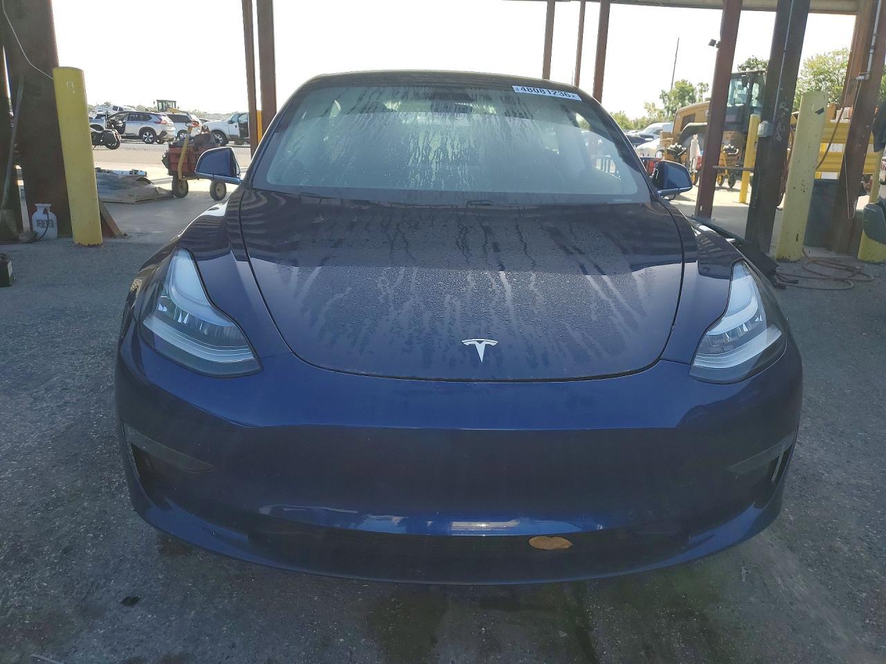 2020 Tesla Model 3 - Фото 5