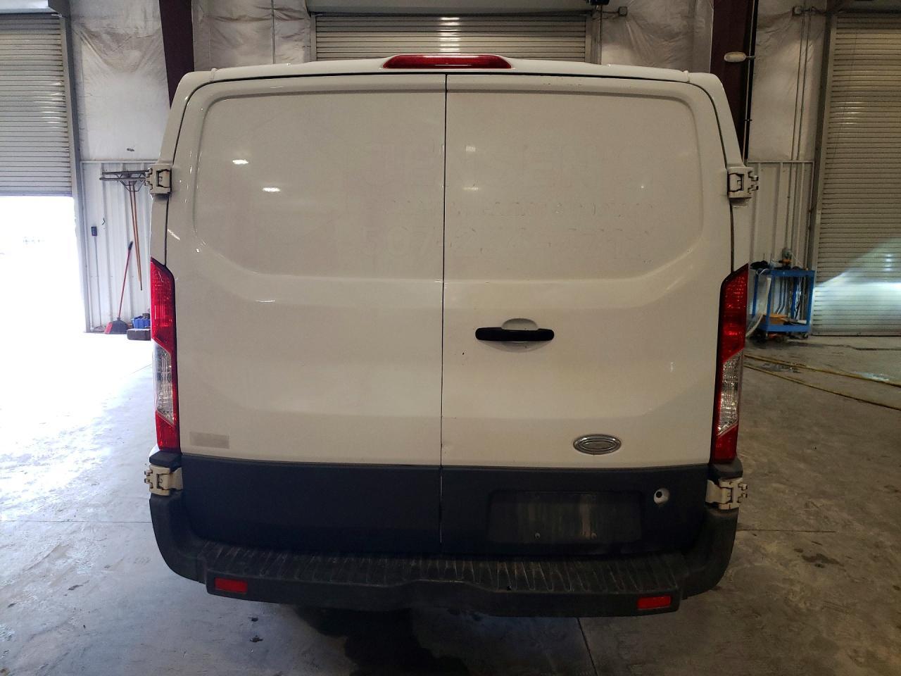 2016 Ford Transit 250 Delivery Van - Image 6
