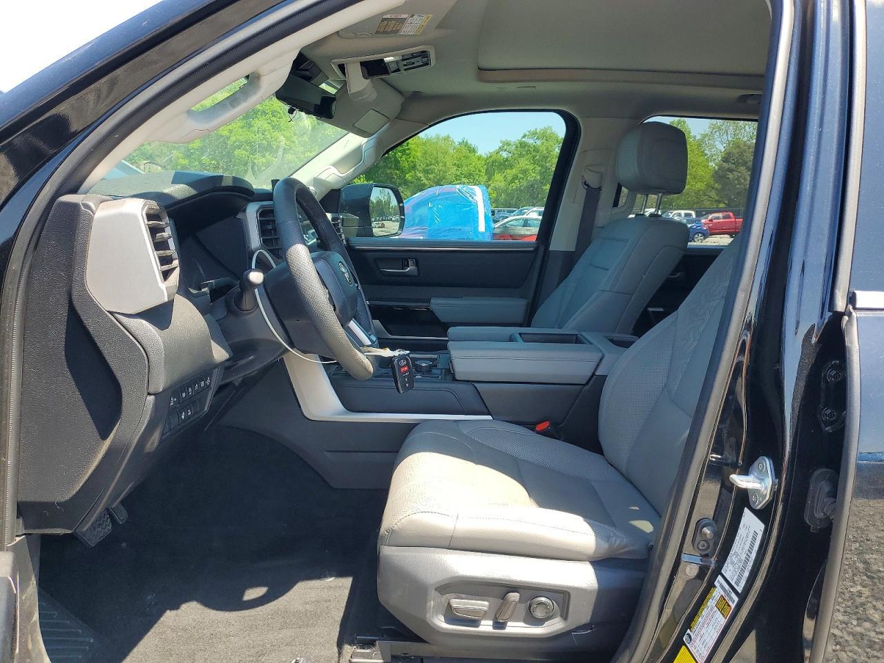 2023 Toyota Tundra Crewmax Limited - Фото 7