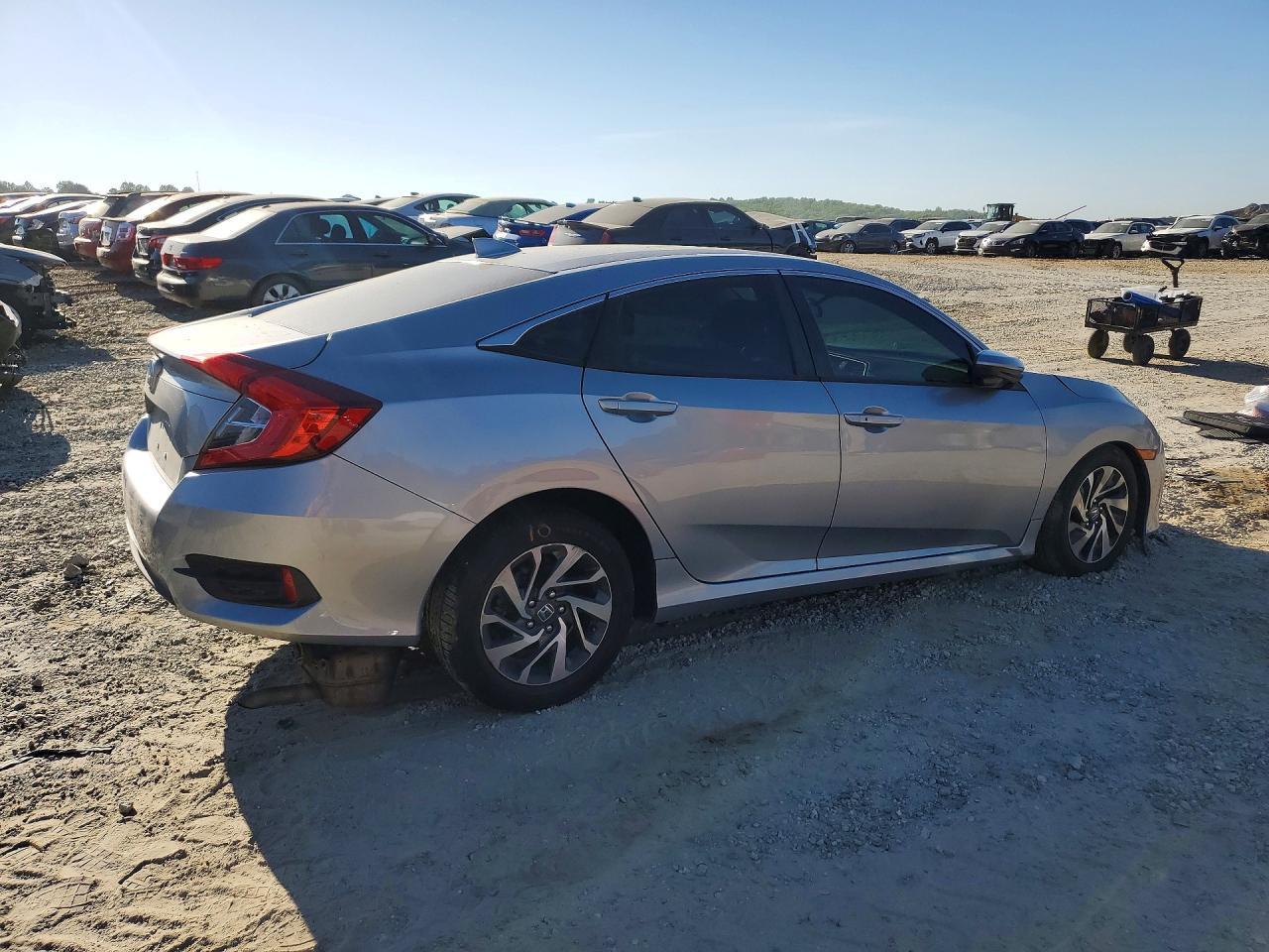 2017 Honda Civic Ex - Фото 3