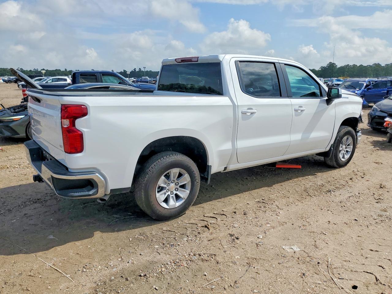 2025 Chevrolet Silverado C1500 Lt - Фото 3
