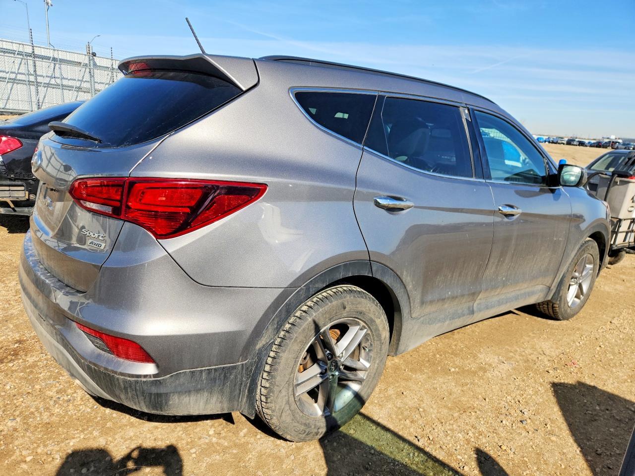 2018 Hyundai Santa Fe Sport 2.4L - Фото 3