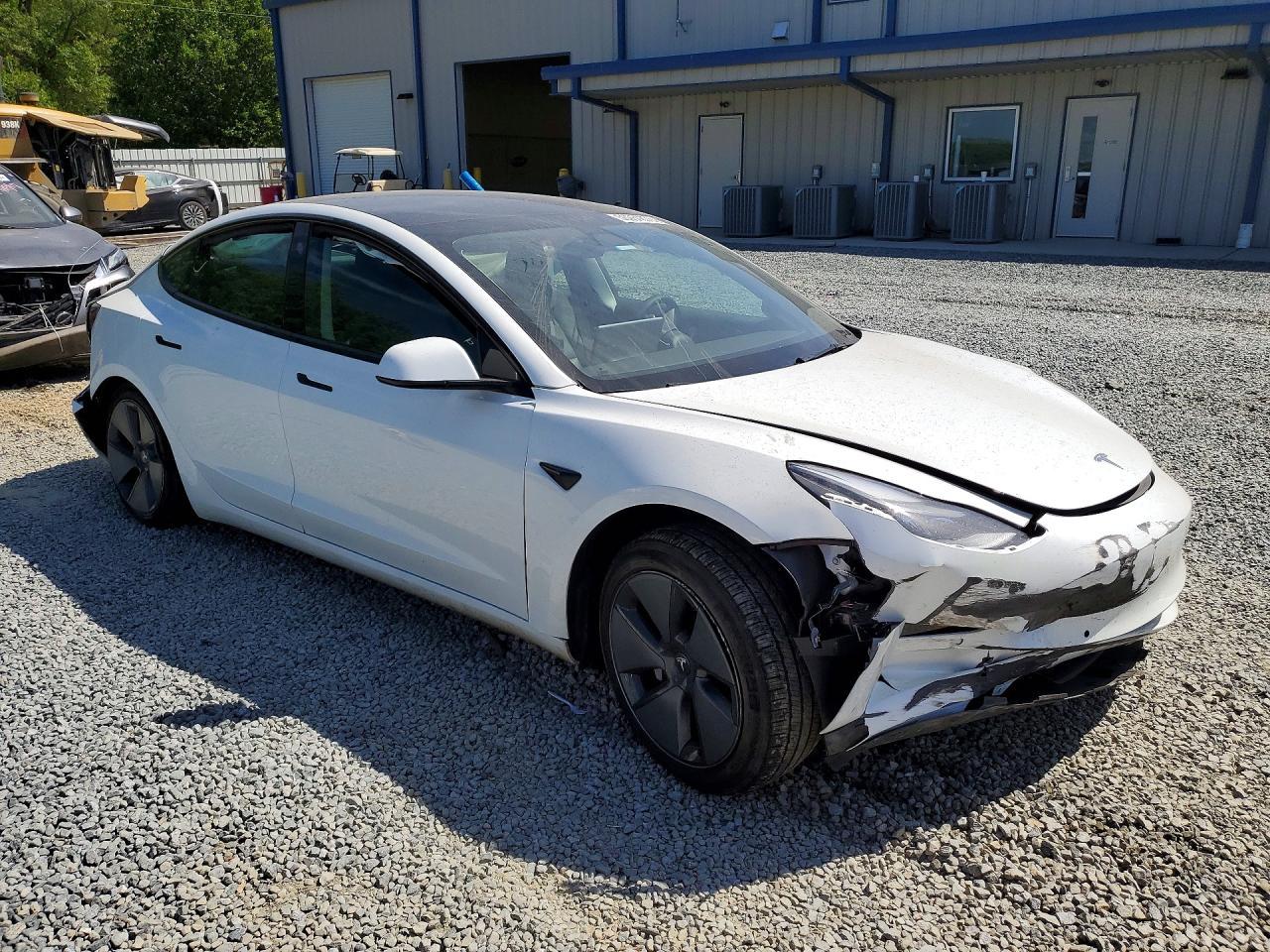 2021 Tesla Model 3 - Image 4