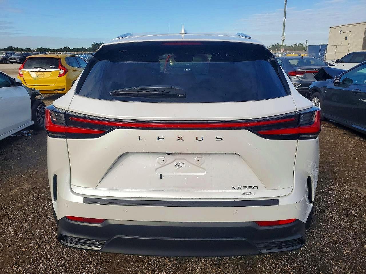 2025 Lexus Nx 350 Premium - Image 6
