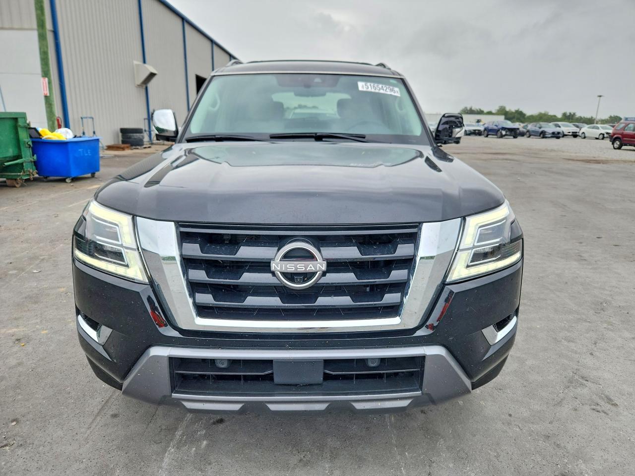 2024 Nissan Armada Platinum - Image 5