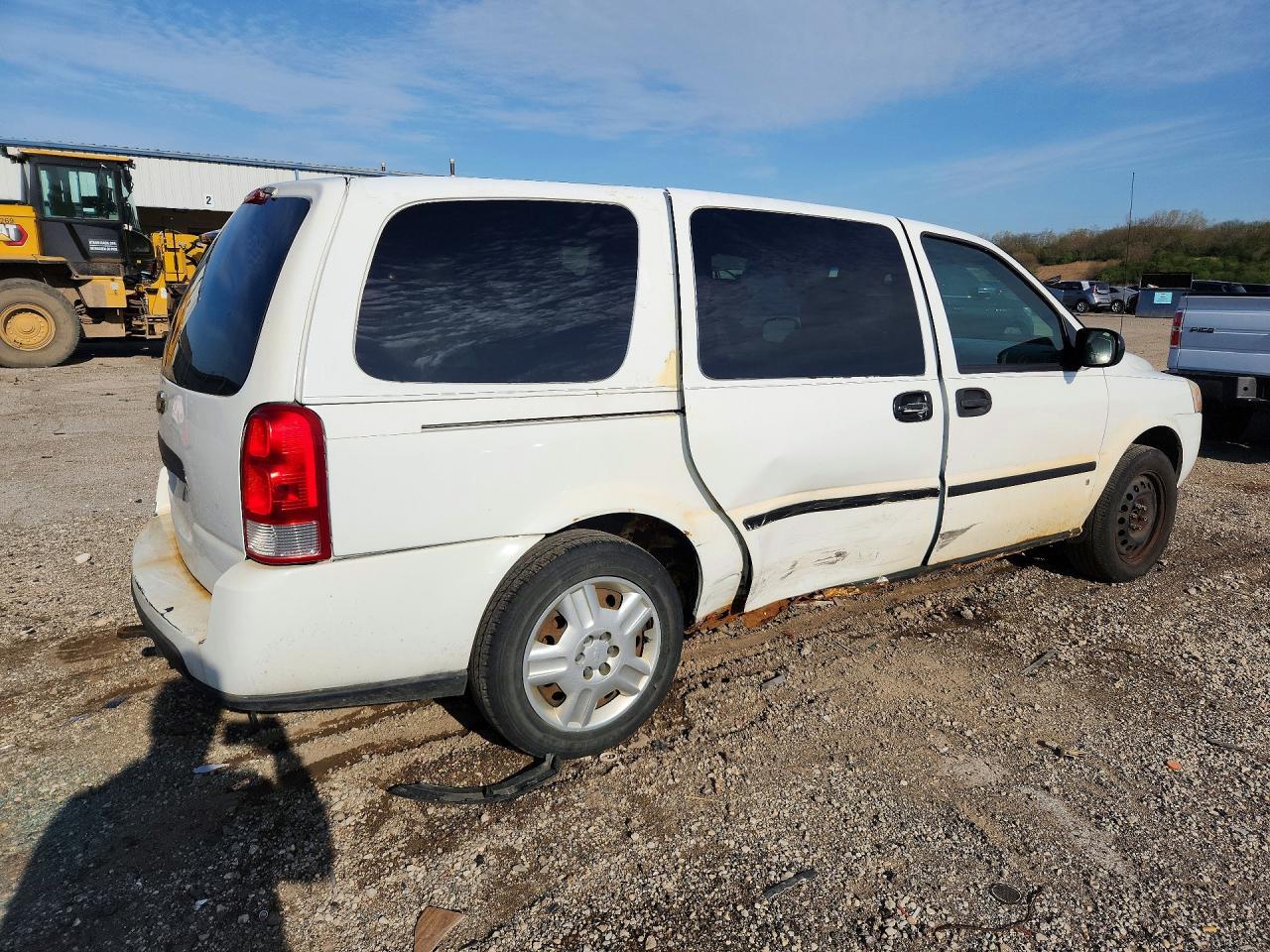 2006 Chevrolet Uplander Ls - Image 3