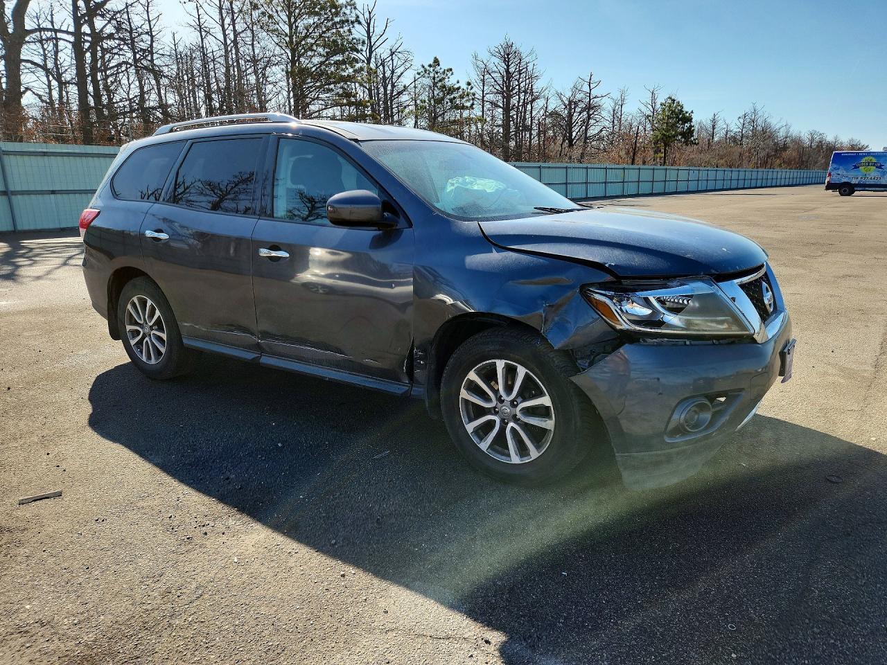 2014 Nissan Pathfinder Sv - Image 4