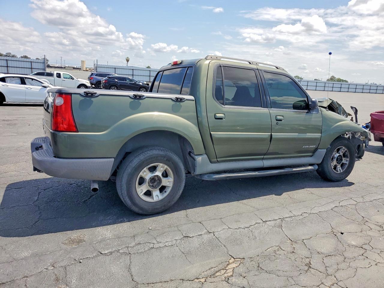 2001 Ford Explorer Sport Trac - Фото 3