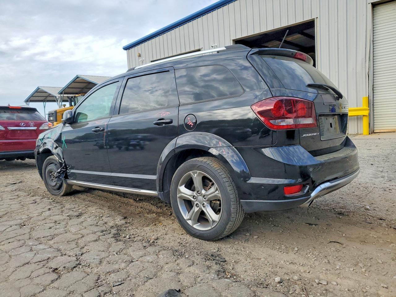 2016 Dodge Journey Crossroad - Image 2