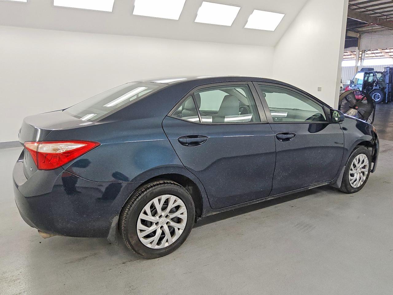 2018 Toyota Corolla Le - Фото 3