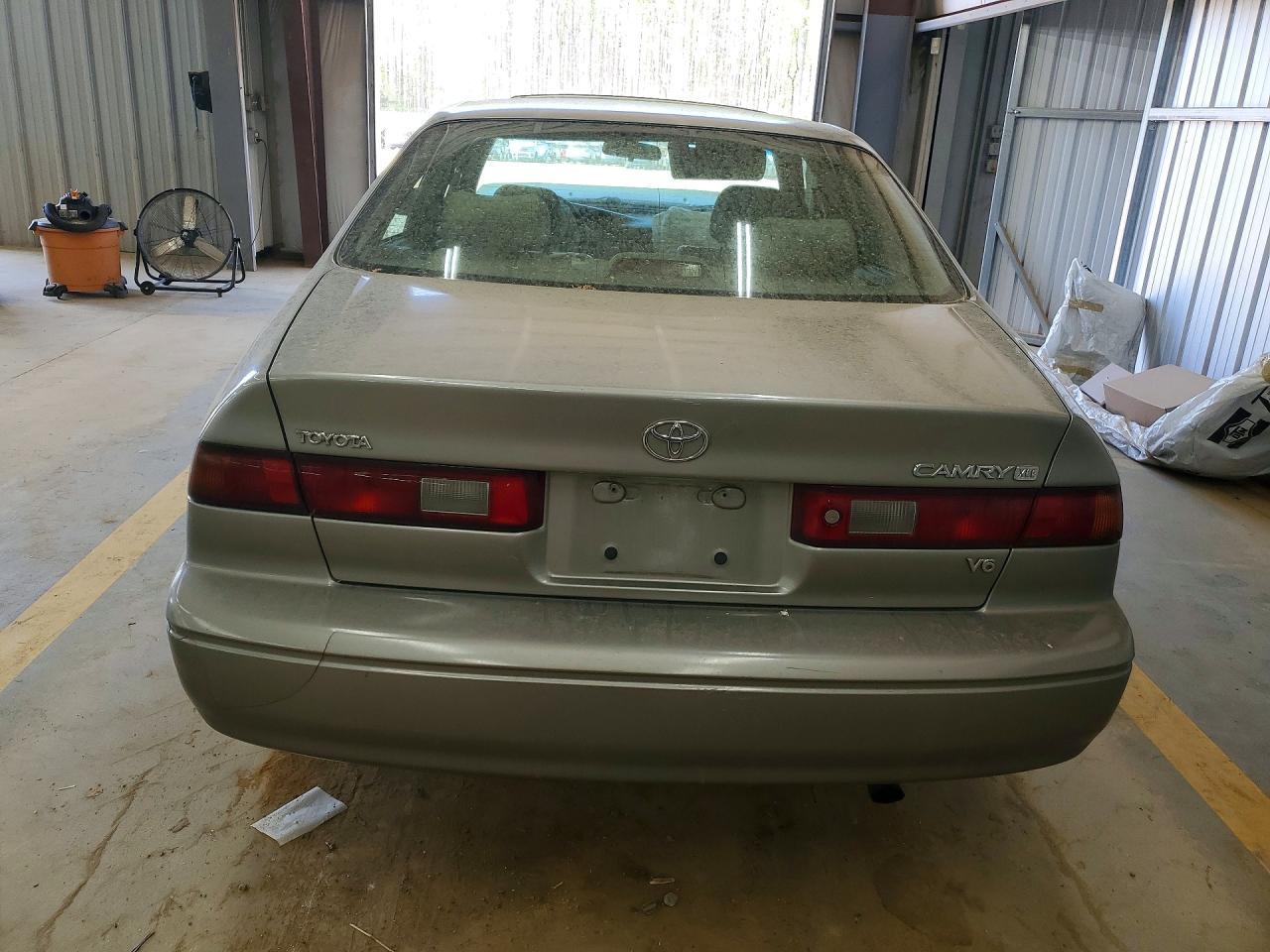 1998 Toyota Camry Xle V6 - Image 6