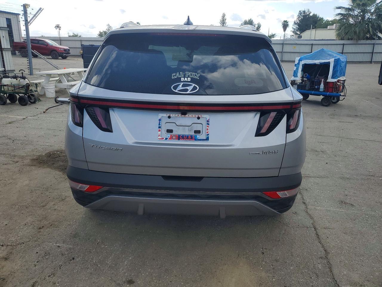 2024 Hyundai Tucson Hybrid Limited - Image 6