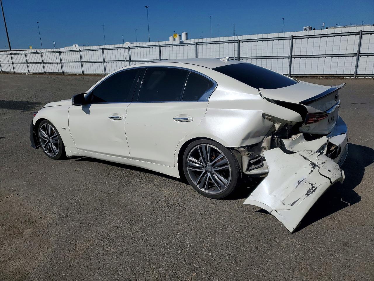 2017 Infiniti Q50 3.0T Premium - Фото 2
