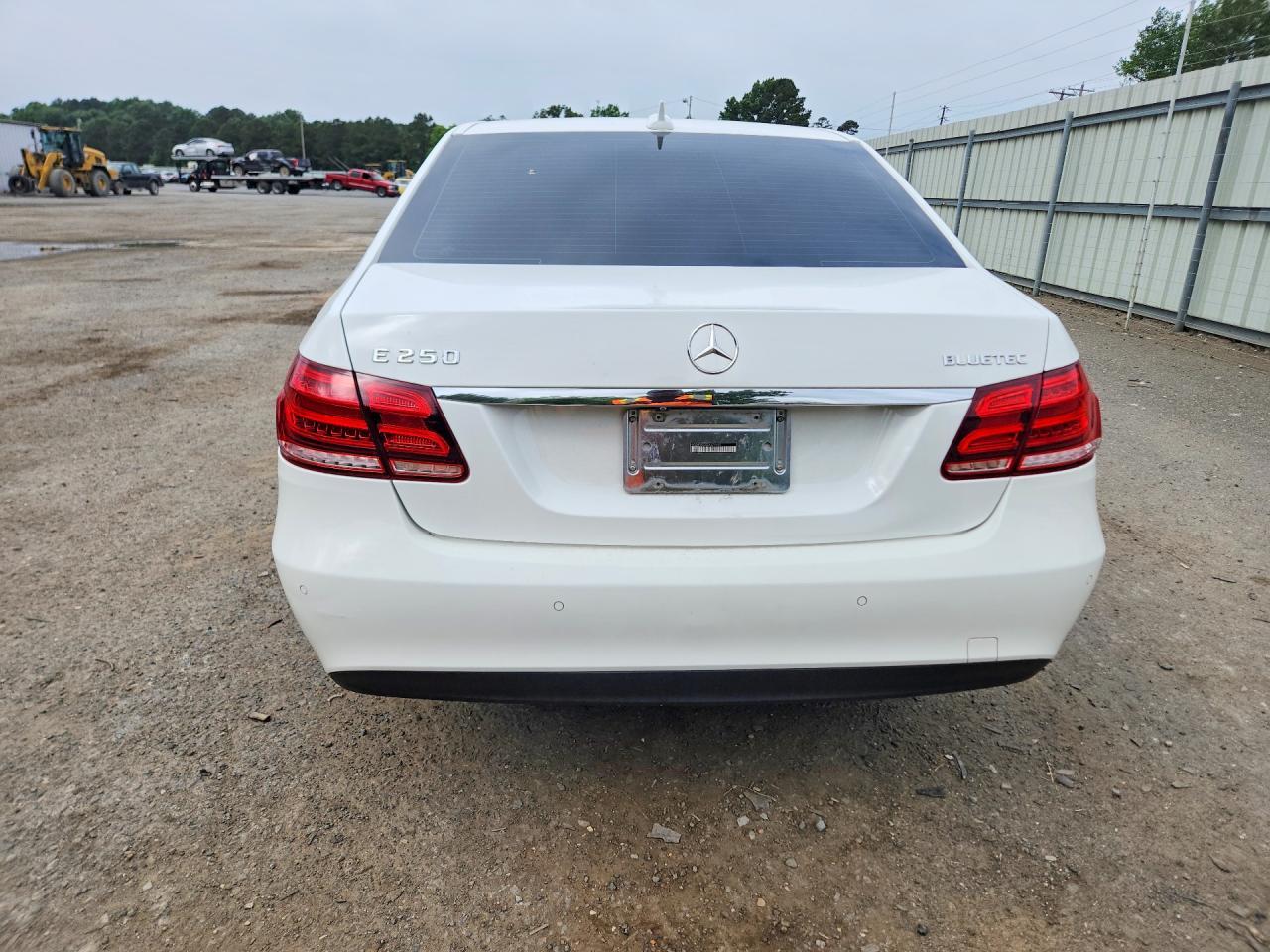 2014 Mercedes-Benz E 250 Bluetec - Image 6