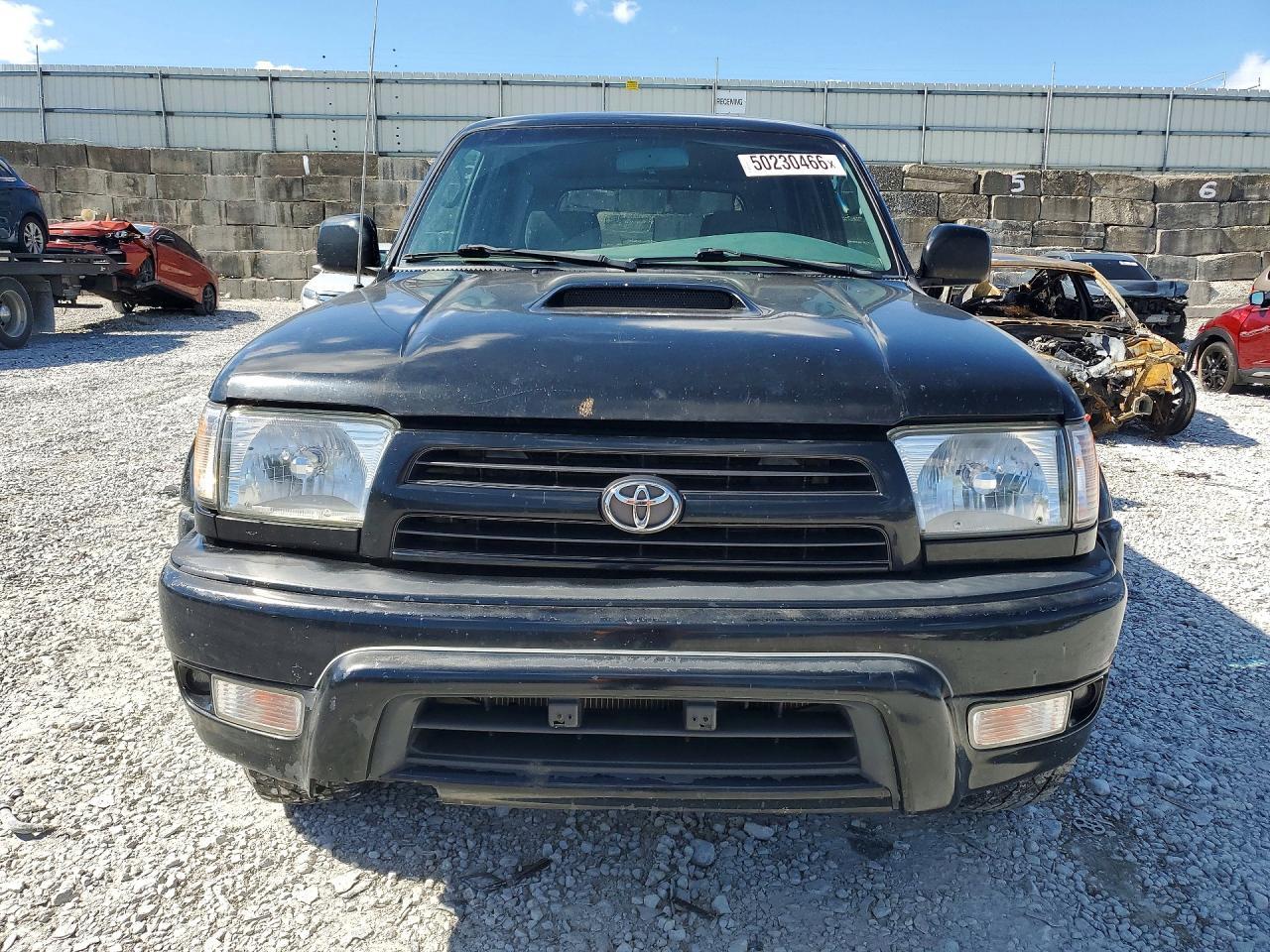 2000 Toyota 4Runner Sr5 - Image 5