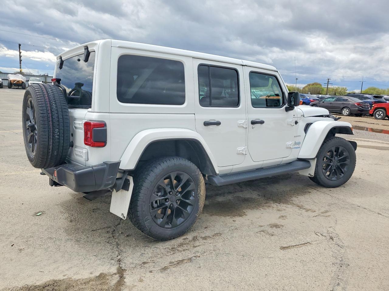 2021 Jeep Wrangler Unlimited Sahara 4Xe - Image 3