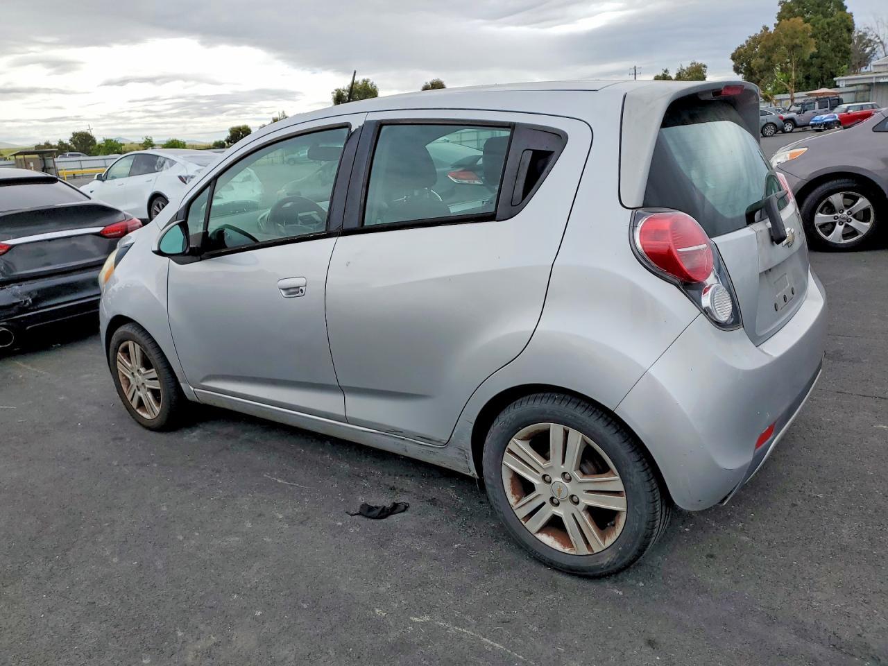 2014 Chevrolet Spark - Фото 2