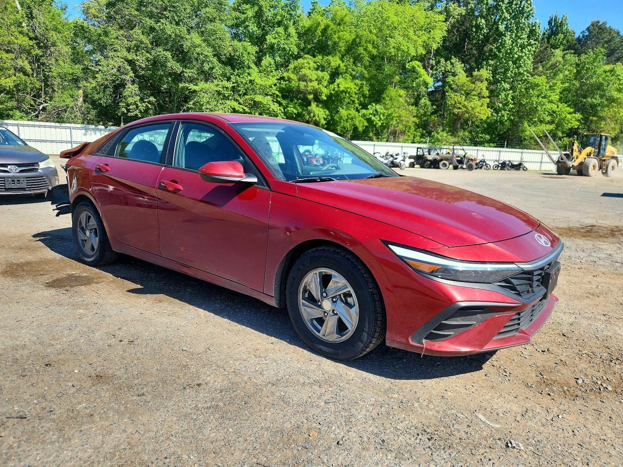 2024 Hyundai Elantra Se - Фото 4