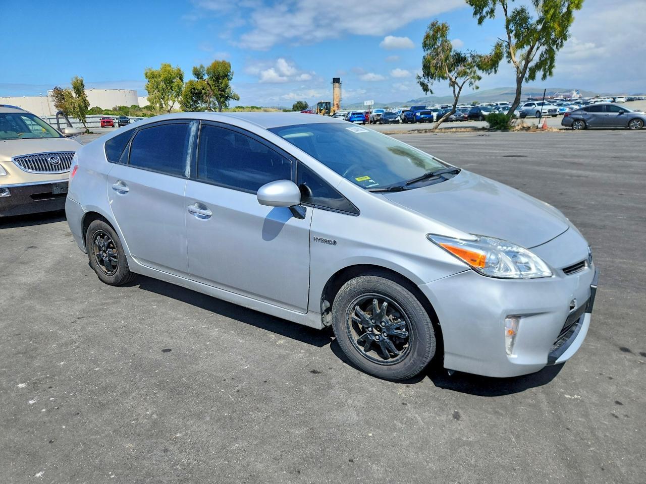 2015 Toyota Prius Two - Фото 4