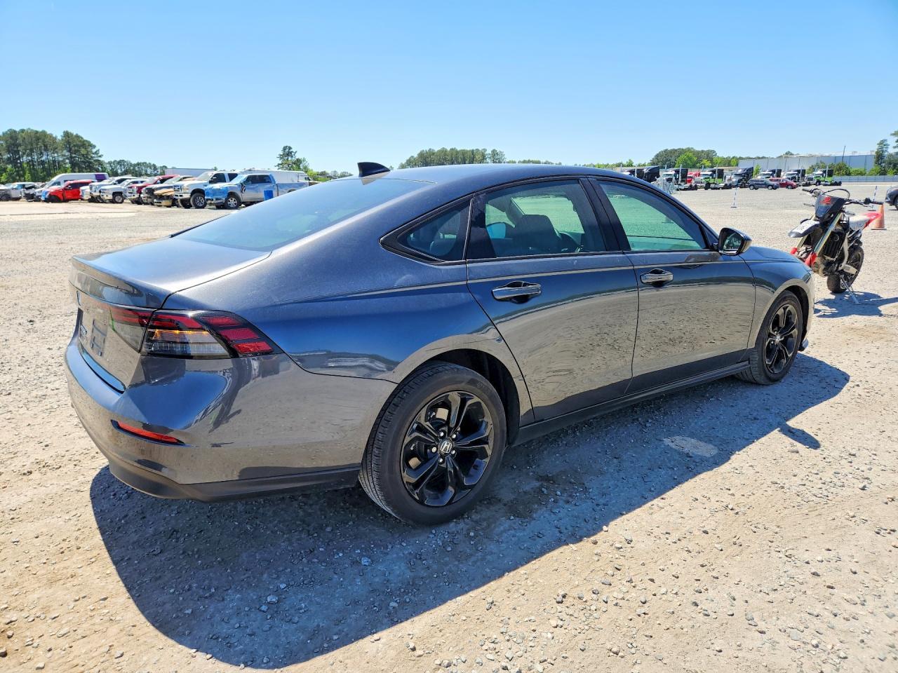 2025 Honda Accord Se - Фото 3