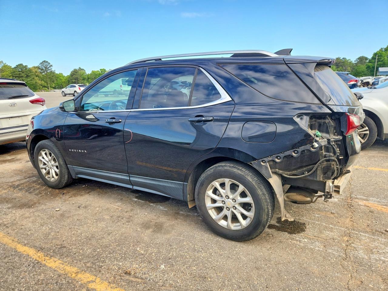 2018 Chevrolet Equinox Lt - Image 2