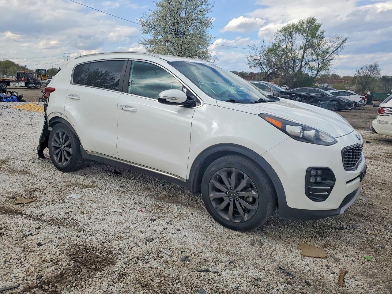 2019 Kia Sportage Ex - Image 4