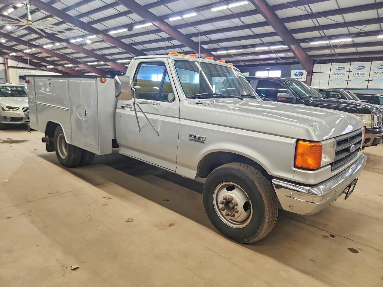 1990 Ford F350 - Image 4