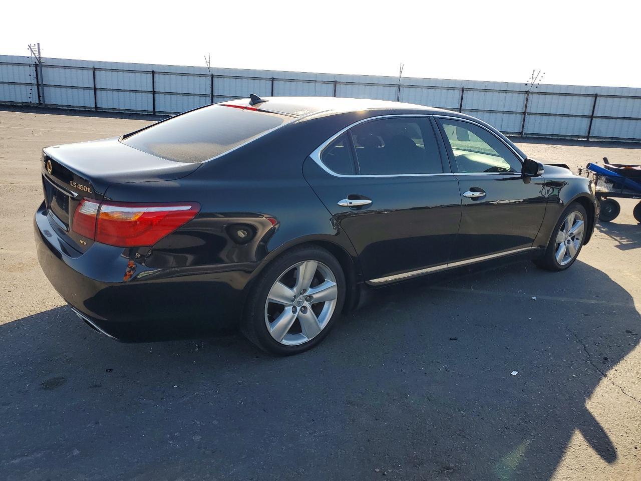 2010 Lexus Ls 460L - Image 3
