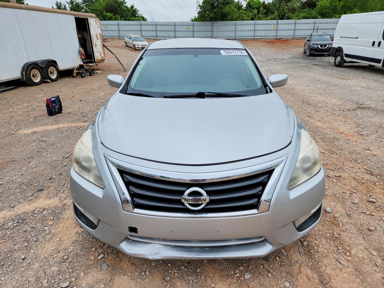 2013 Nissan Altima 3.5 S - Image 5