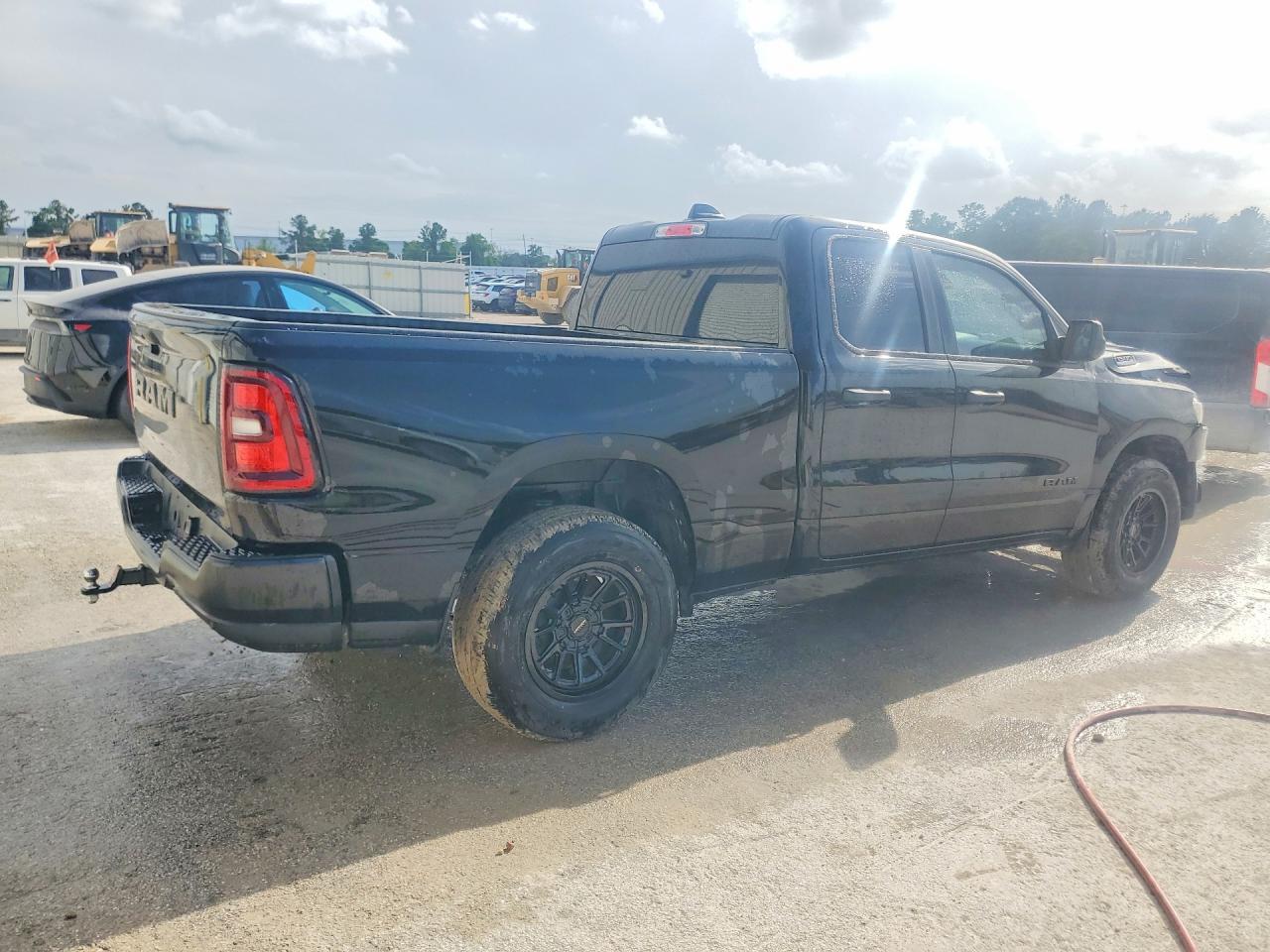 2025 Ram 1500 Tradesman - Image 3