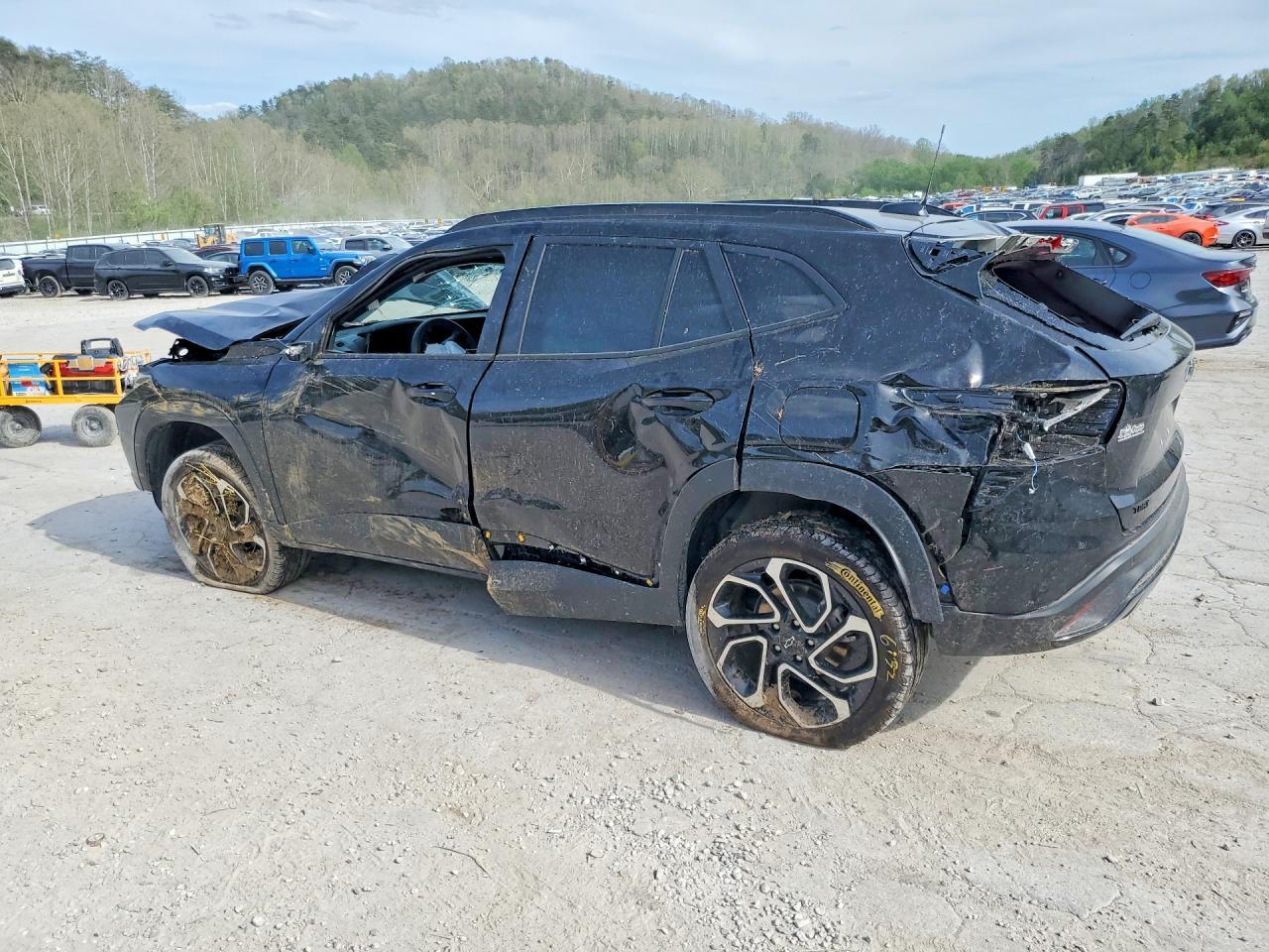 2026 Chevrolet Trax 2Rs - Image 2