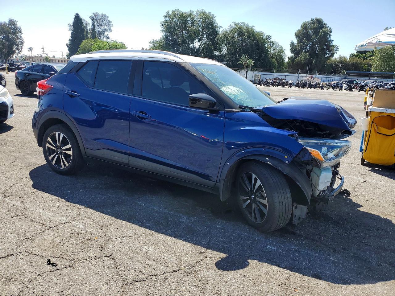 2018 Nissan Kicks Sv - Image 4