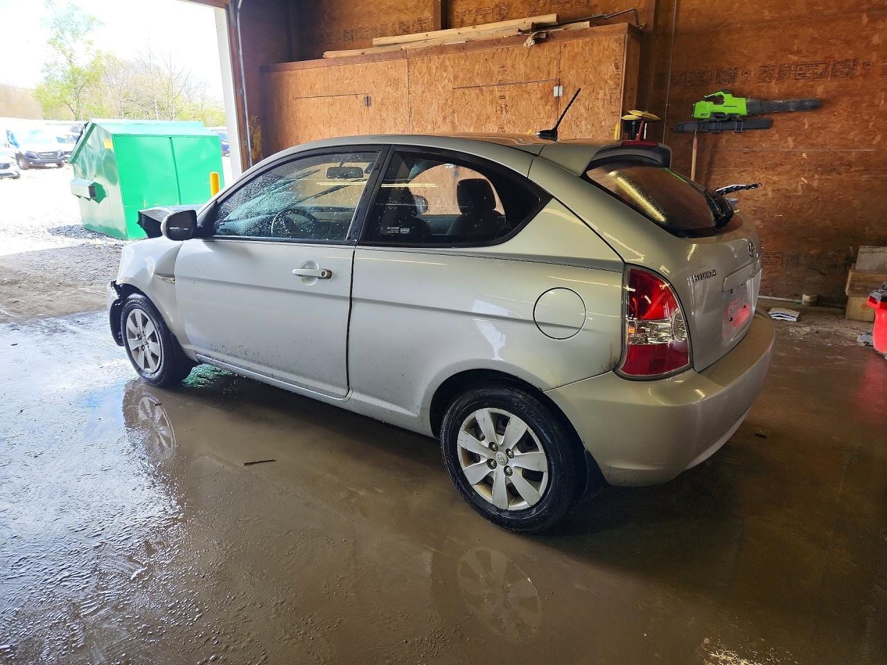 2011 Hyundai Accent Gl - Фото 2