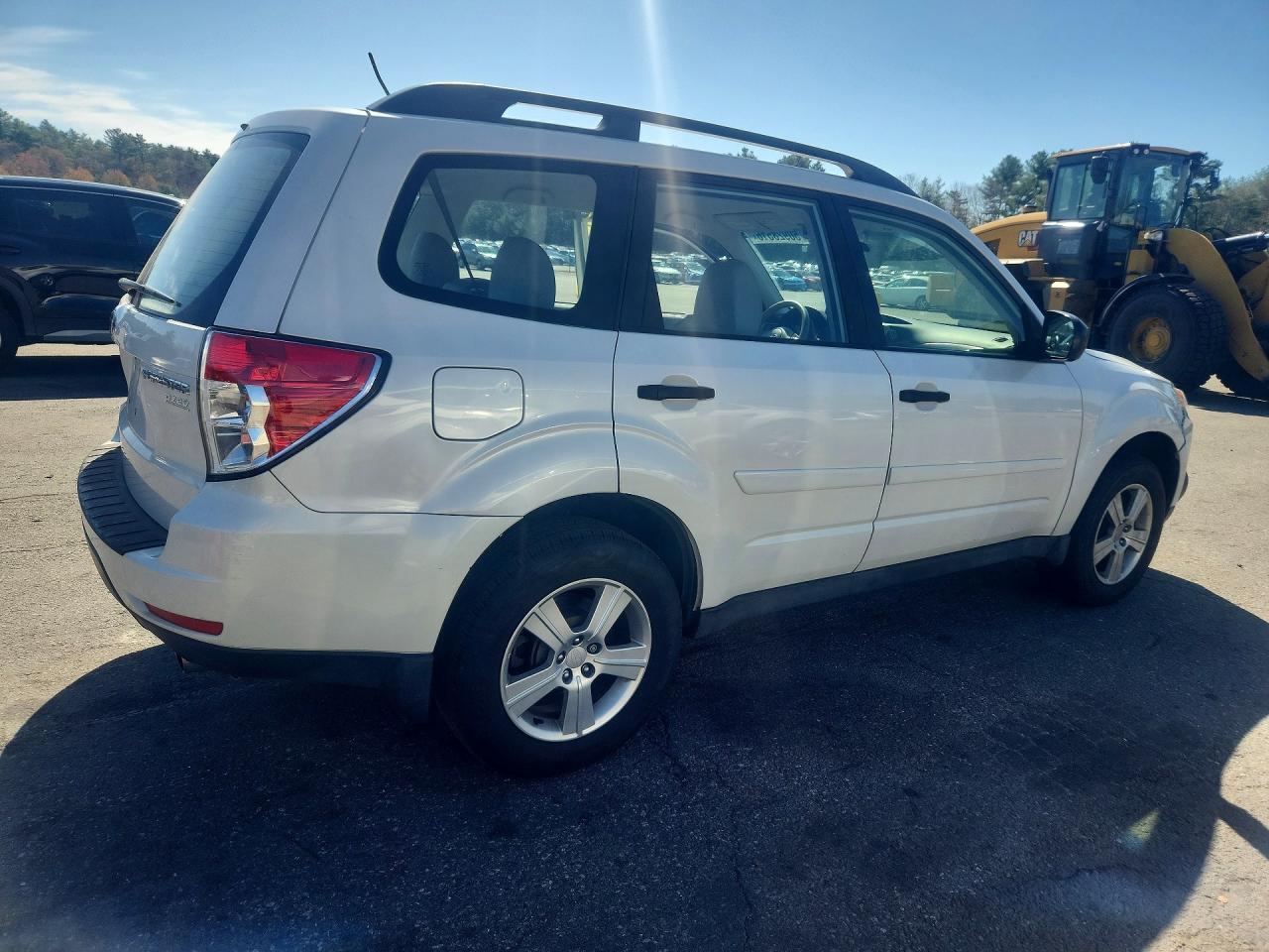 2013 Subaru Forester 2.5X - Фото 3