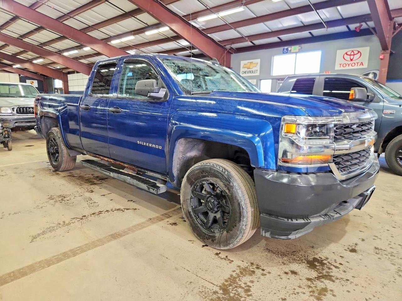 2017 Chevrolet Silverado K1500 - Фото 4