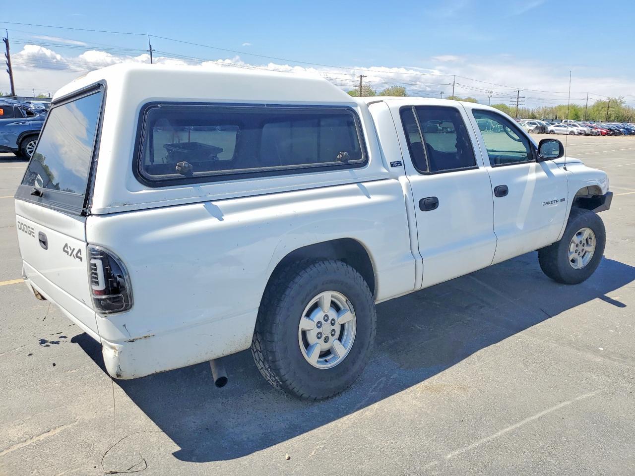 2001 Dodge Dakota Quad - Image 3