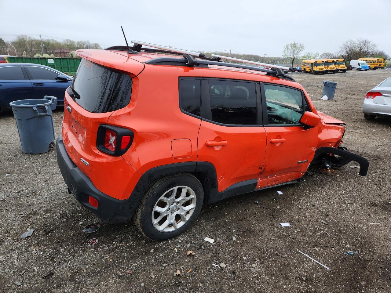 2017 Jeep Renegade Latitude - Фото 3