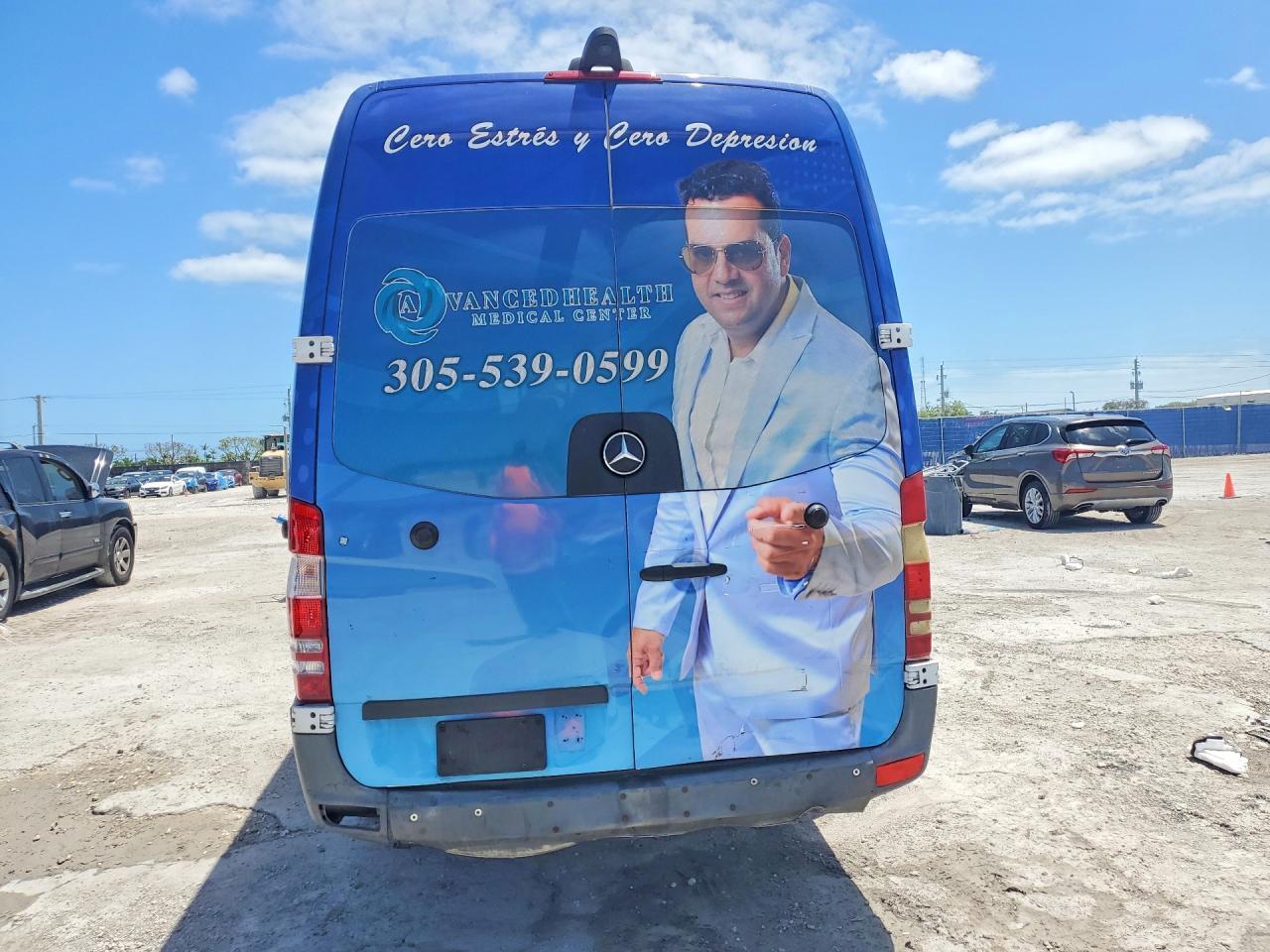 2017 Mercedes Benz Sprinter 2500 - Image 6